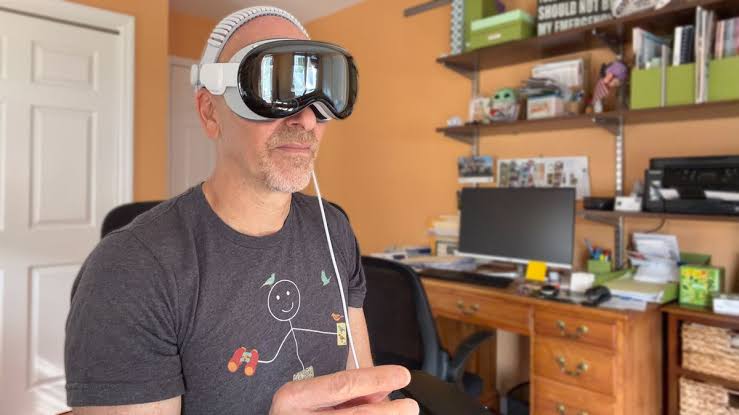 I don't know if Vision Pro is alive or dead, but it is still the most sophisticated, powerful, and coolest hardware Apple ever built — and we can surely thank it for the glasses that will follow
