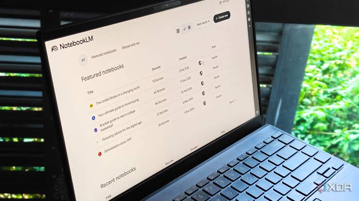 Gemini just got a new notebooks feature that syncs with NotebookLM