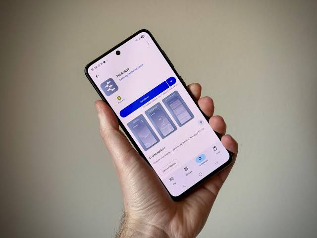 Does looking at your phone in the car make you sick? Samsung has found a brilliant solution