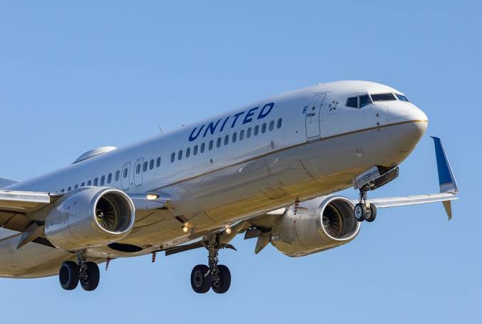 United Airlines Flight Diverted Due to ‘Potential Bomb,’ Passengers Exit Plane Via Emergency Slides