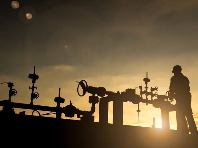 The Cushion Is Gone and the Oil Market Is Now Exposed