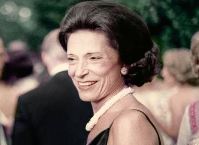 Doris Fisher, Gap cofounder, dies at 94