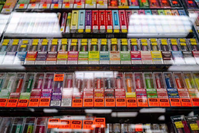 Trump Pressures FDA Commissioner to Approve Flavored Vapes