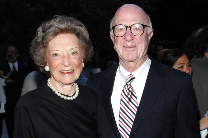 Doris Fisher, co-founder of Gap and major S.F. arts patron, dies at 94