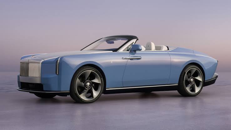 Rolls-Royce Project Nightingale Is An 18.9-Foot-Long Electric Convertible With Chrome Freakin' Tail Fins