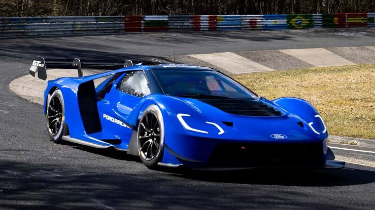 Watch The Ford GT Demolish The Corvette ZR1X’s Nürburgring Lap Time
