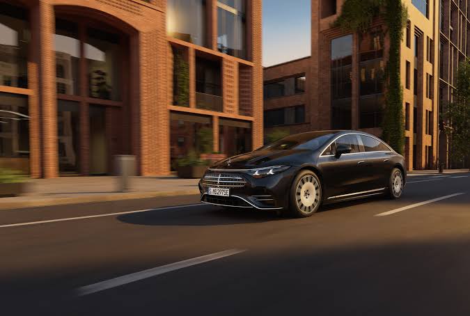 The Mercedes EQS returns with massive range and charging gains