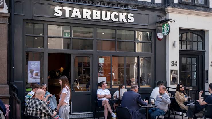 Starbucks raises full-year outlook as turnaround takes hold — despite higher gas prices