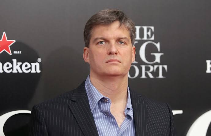 Michael Burry Warns of Stock Crash as Tech Jump Echoes 2000 Peak