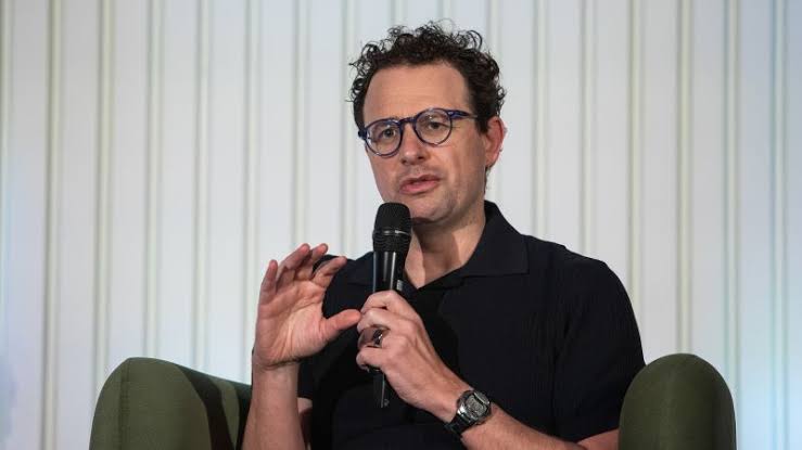 CEO of blacklisted Anthropic and White House hold ‘productive’ discussions on AI