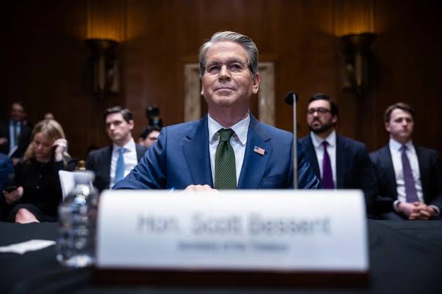 Trump team backs away from gasoline price promises