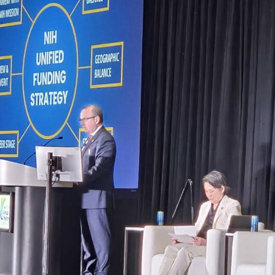 At AACR, more strong results for Revolution Medicine's KRAS drug, plus assurance from NCI's director