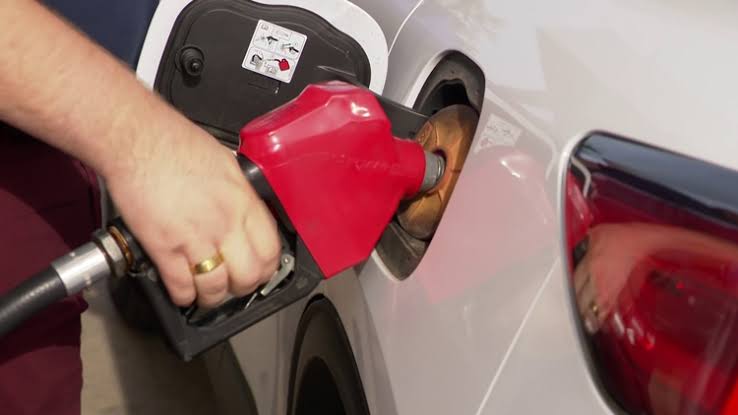 Gov. Whitmer declares state of energy emergency with executive order aiming to reduce gas prices