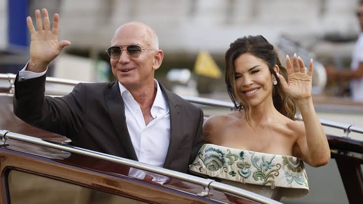 With the Met Gala, Jeff Bezos and Lauren Sanchez usher in a ‘new Gilded Age’