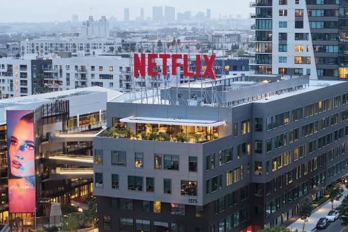 Netflix Stock Slumps 10%. Buy the Dip, This Analyst Says.
