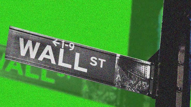 Stock Market News, April 30, 2026: Dow rises 790 points, S&P 500 and Nasdaq close at records as GDP data shows the U.S. economy continues to grow; Big Tech slips; oil falls back from four-year high; Alphabet shares jump as Meta falls