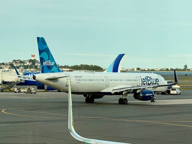 With Spirit Dead, JetBlue Got FLL, Frontier Took San Juan