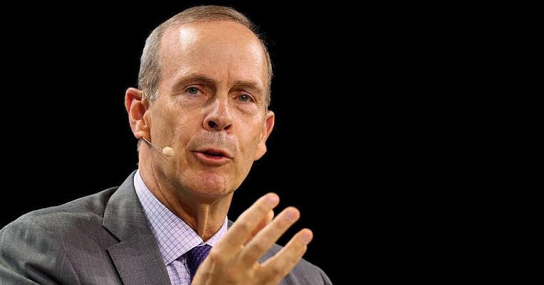 Air travel prices likely to get worse in coming weeks, Chevron CEO says