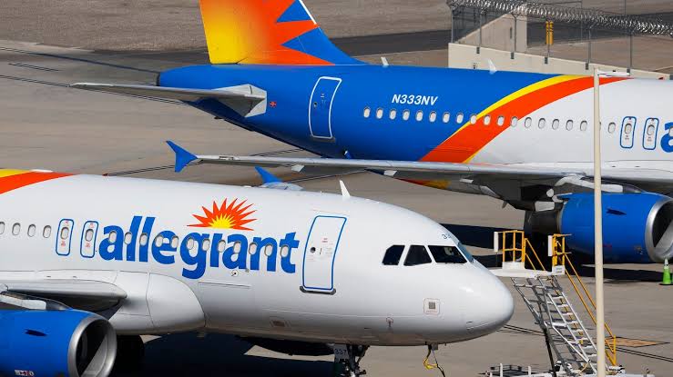 Allegiant completes merger with Sun Country