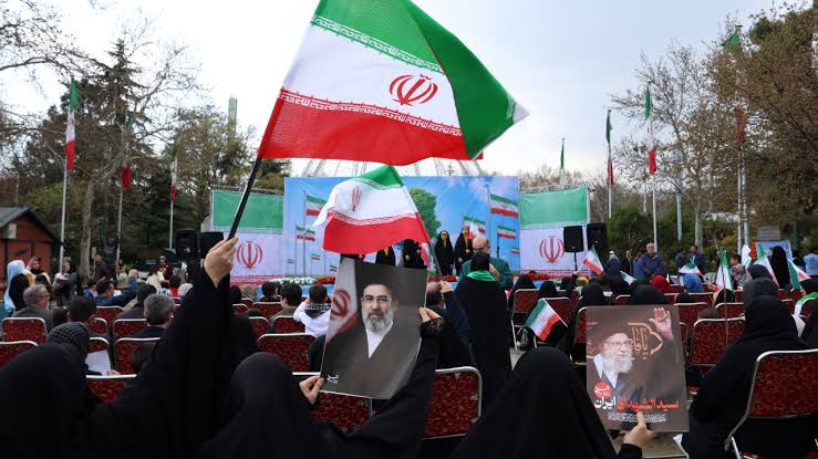 Oil Prices Climb Further After Trump’s Threats to Tehran