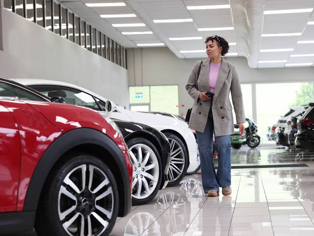 Automakers face a troubling customer trend