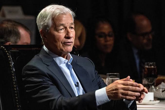 Jamie Dimon Urges US to ‘Get Stronger,’ Keep Economic, Military Power