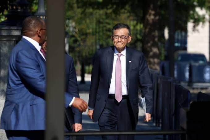 Intel Stock Surges 23% After Earnings, On Track for Record Close. Can AI Drive It Higher?