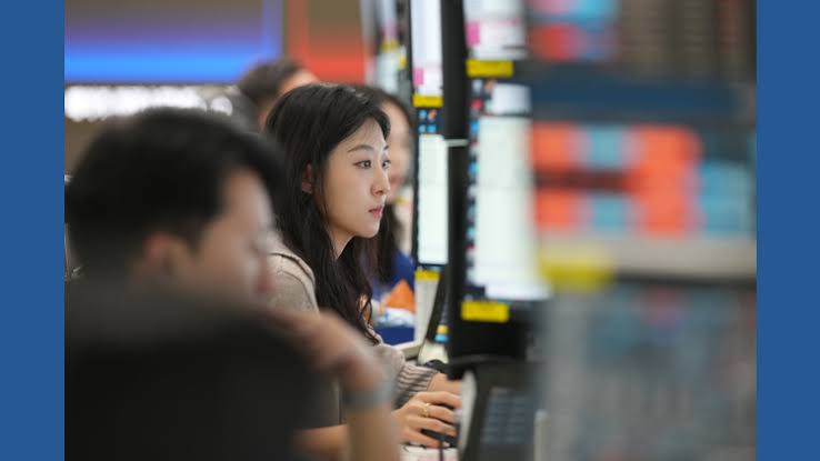 Asian stocks fall and oil prices climb after attacks imperil the ceasefire with Iran