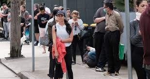 Wall Street Journal announces the era of the “mega layoff”