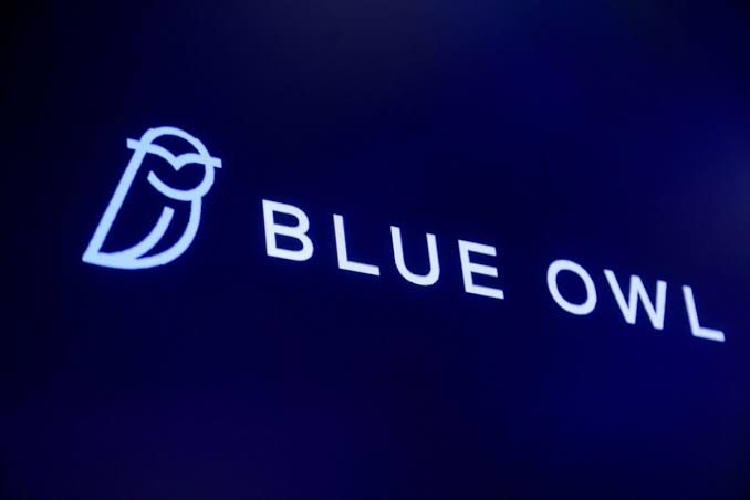 Blue Owl Reels as Investors Who Fueled Its Growth Now Want Out
