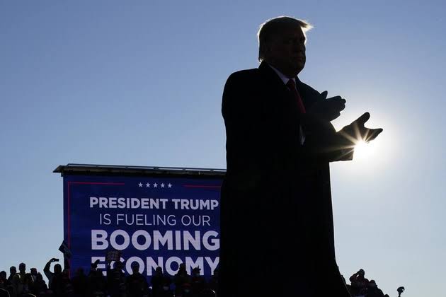 'Shock coming': Trump economy grows but war fallout stokes inflation