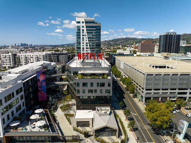 Netflix: Why The 9% Dip Is A Gift For Long-Term Investors (NASDAQ:NFLX)