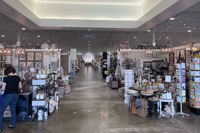 Painted Tree shuts down all 60 locations, leaving Houston vendors reeling