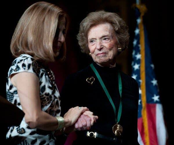 Doris Fisher, Co-Founder of the Gap, Dies at 94