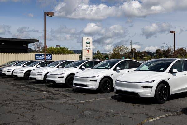 Tesla Sales Rise as $4-a-Gallon Gas Revives Interest in E.V.s