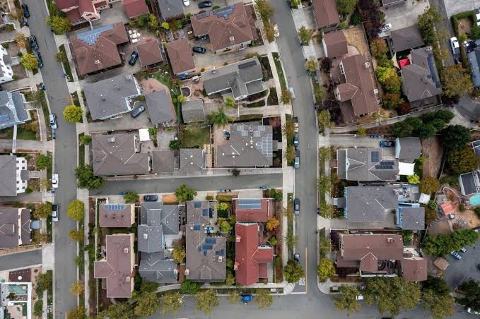 There’s Extreme Volatility in the Mortgage Market. See How It’s Playing Out.