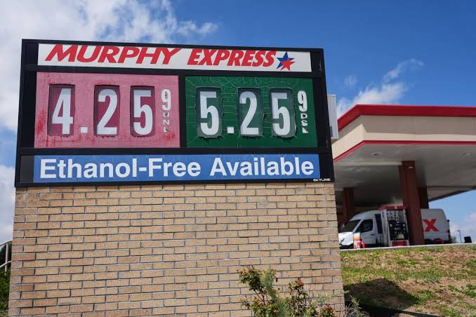 Gas prices are widening the wealth gap between wealthy and poor Americans