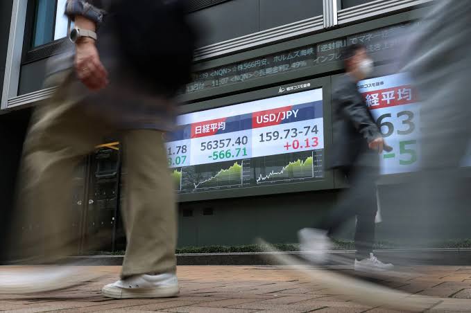 Asian Stocks to Gain as US, Iran Mull Peace Deal: Markets Wrap