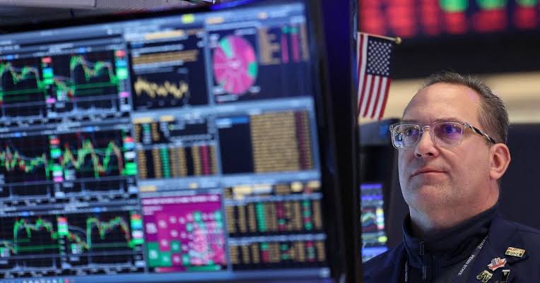 Stocks rally, oil dips below $100 a barrel as investors signal hope for swift end to Iran war