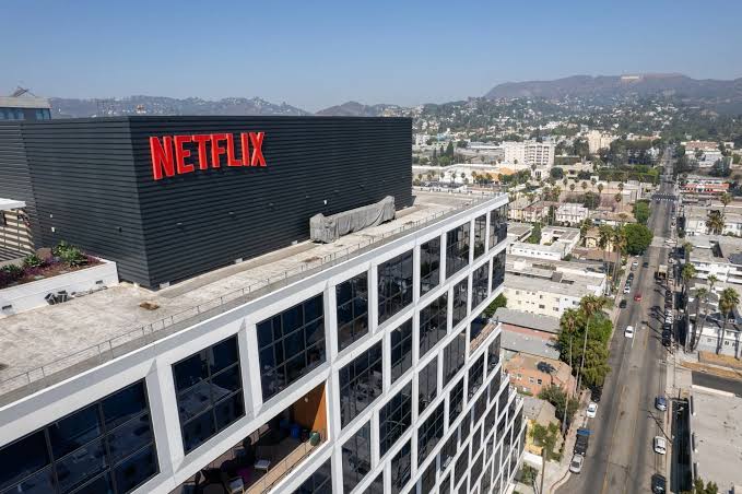 Netflix Earnings Forecast Misses, Reed Hastings Steps Down