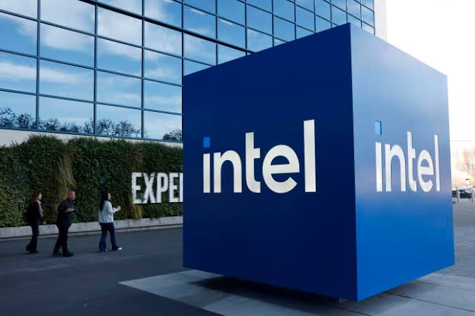 Intel Stock Can Gain Another 20%, Analyst Says. Here’s Why.