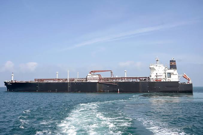 Morning Brief: Goldman rakes it in, but issues a warning