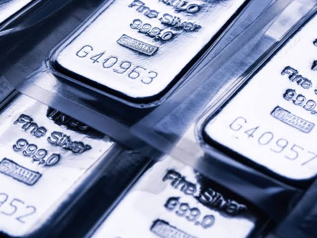 Silver price drops after Trump makes stunning claim about Iran