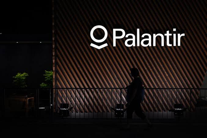 Palantir’s stock falls despite upbeat earnings. Here are Wall Street’s quibbles.