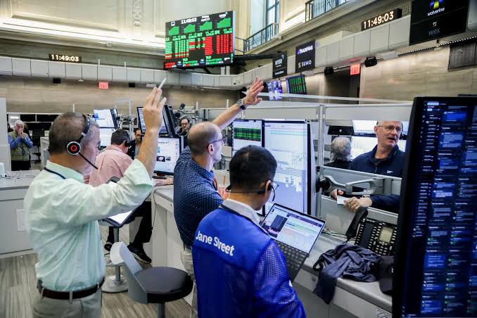 Traders Ready to Put War Behind Them Dial Up Risk