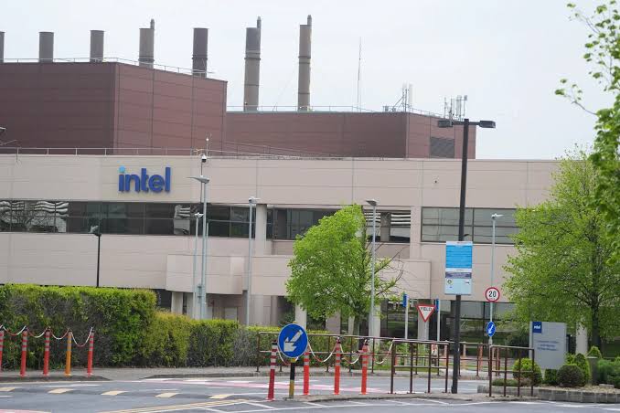 Intel to Pay $14 Billion to Buy Back Apollo Stake in Ireland Plant