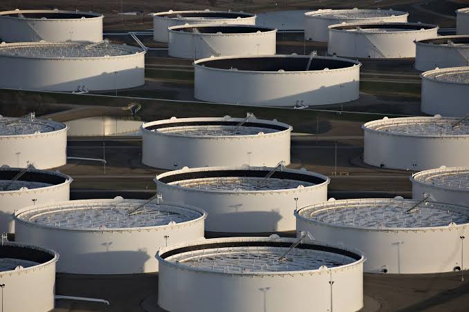 Brace for $200 Oil If War Lasts Until June, Macquarie Warns