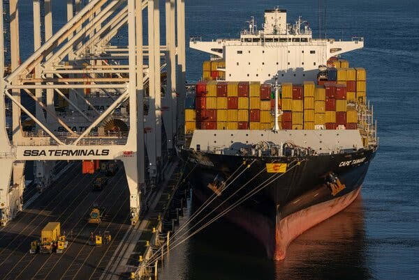 U.S. Trade Deficit Grew in March
