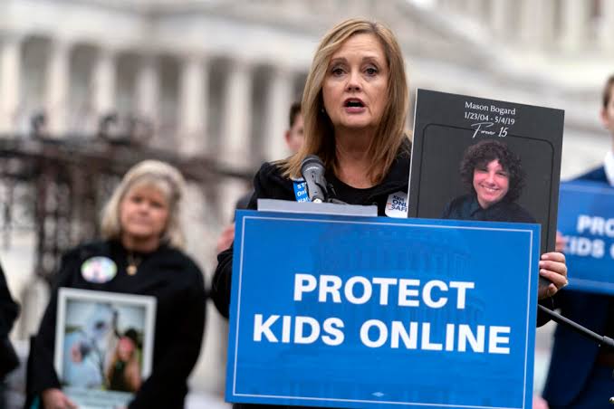 After a teen’s death, questions arise about what kids are seeing online
