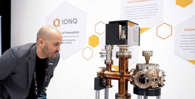 IonQ Reports Smaller-Than-Expected Loss, Revenue Tops Estimates Amid Acquisitions